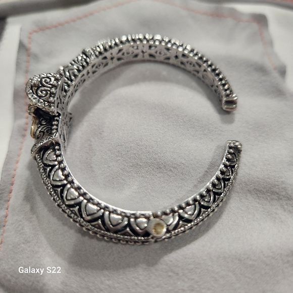 Barbara Bixby Bold .925 Silver, 18k Gold w/ White Topaz Gemstone Hinged Cuff - Picture 9 of 11